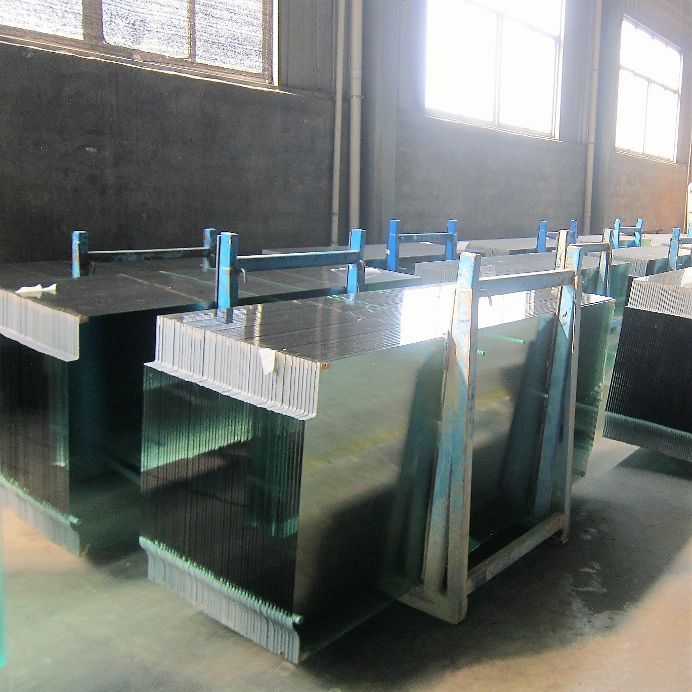 GLASS DOOR GLASS DOOR